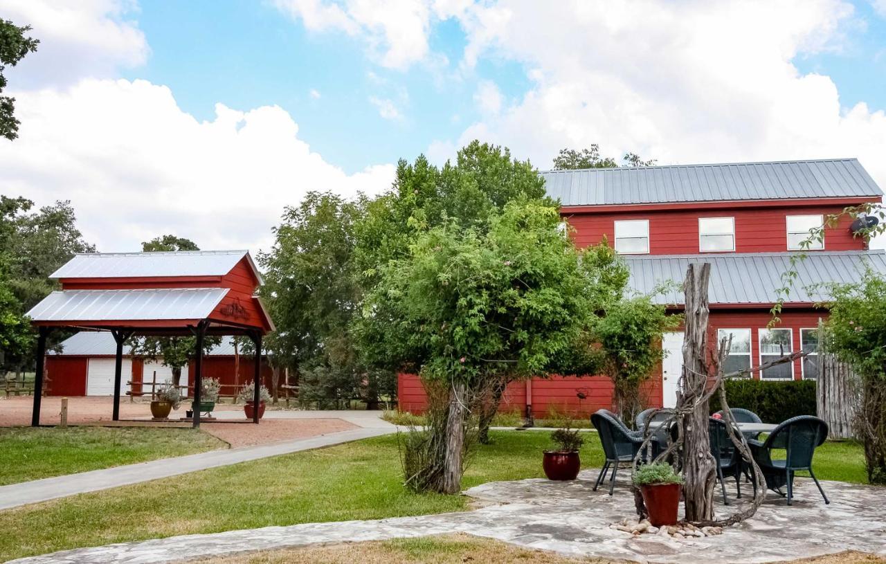 Villa Ark Bunkhouse Fredericksburg Hideaway With Hot Tub Exterior foto